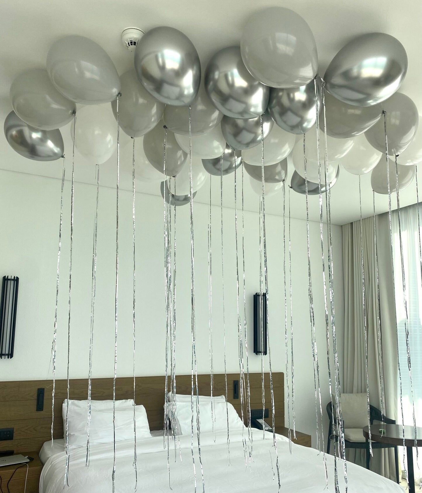 30 Helium Balloons