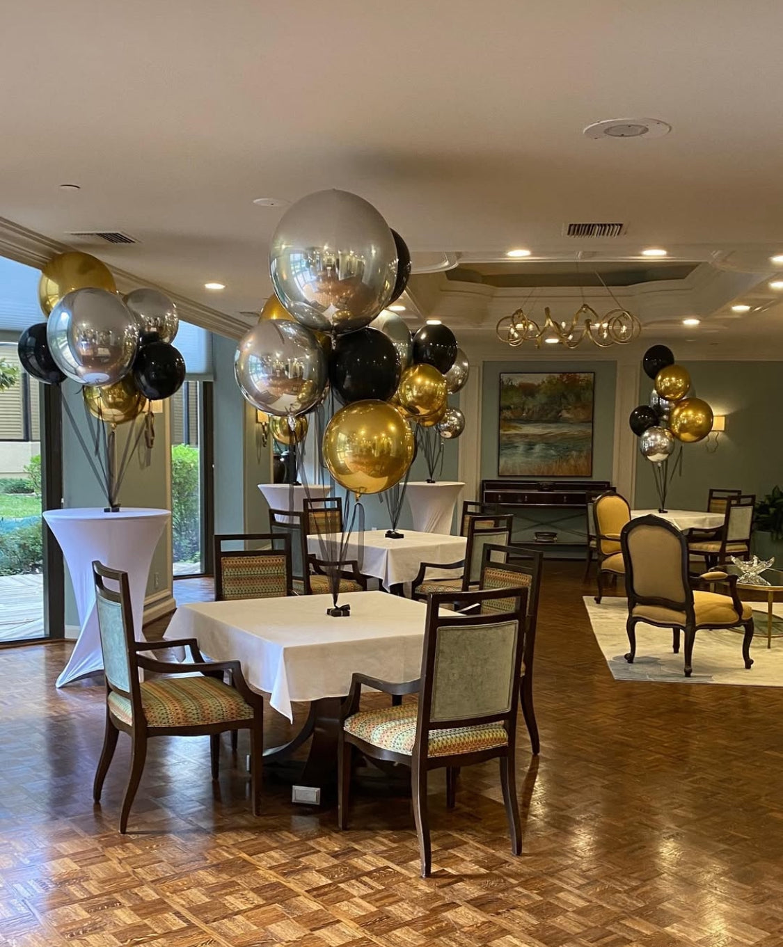 Helium Balloon Table Decoration – Party & Event Centerpiece – Markham